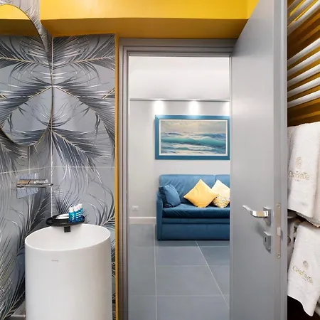 Loft 42 Apartment *